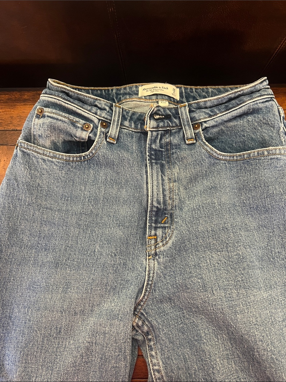 Abercrombie & Fitch women’s Light Blue Relaxed Fit Jeans